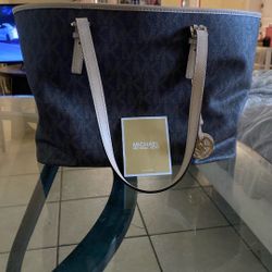 Like New Micheal Kors Tote Bag