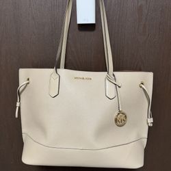 Authentic Michael Kors Tote