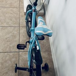Kids Bike with  Multi-Color Lighted Training Wheels  $40/ OBO (*LOCAL ONLY*) 