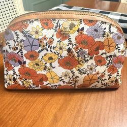 Tory Burch Kerrington cosmetic Case