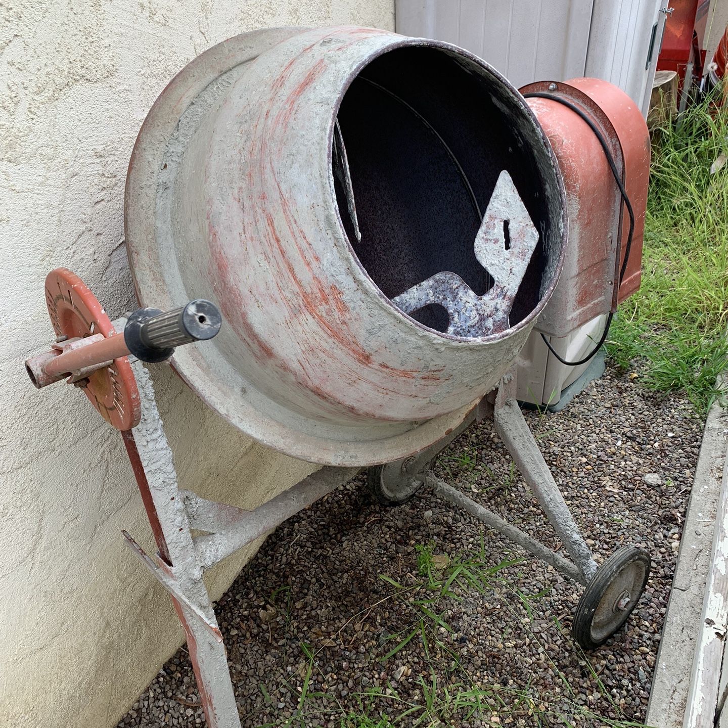 Cordless Handheld Mixer for Sale in Stockton, CA - OfferUp