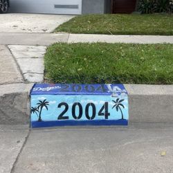 Dodgers Top With Beach Scene Background
