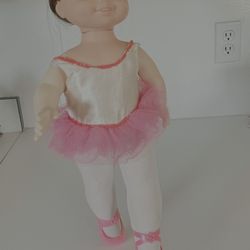 Vintage 1972 Mattel Dancerella 16” Doll, Original Clothes,  It still works, I’ll take into account that it’s a vintage item