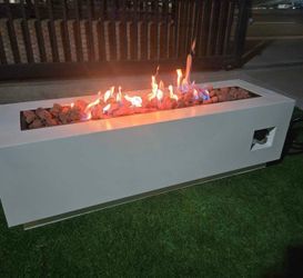 Outdoor 48” Fire Pit Propane White no box