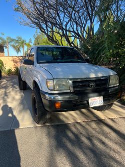 2000 Toyota Tacoma