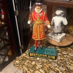 Beefeater Display Statue