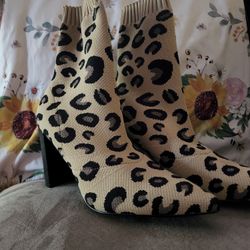 Chinese Laundry Womens Raine Tan Leopard 8.5 Boots 