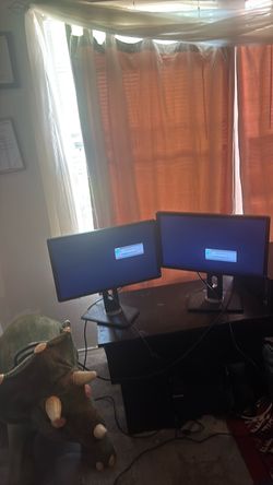 Dual PC Monitors on Stands