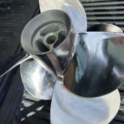 Volvo Penta Stainless F3 Duo Prop Set