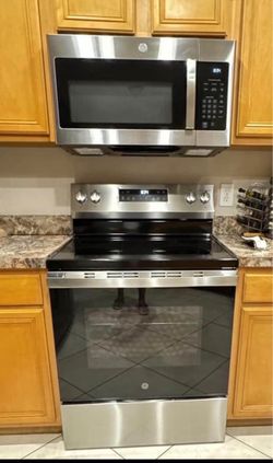 Kitchen appliances except in very good condition