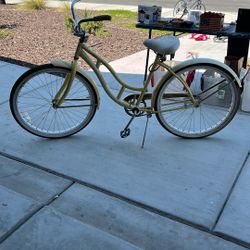 Schwinn Beach Cruiser Bicycle
