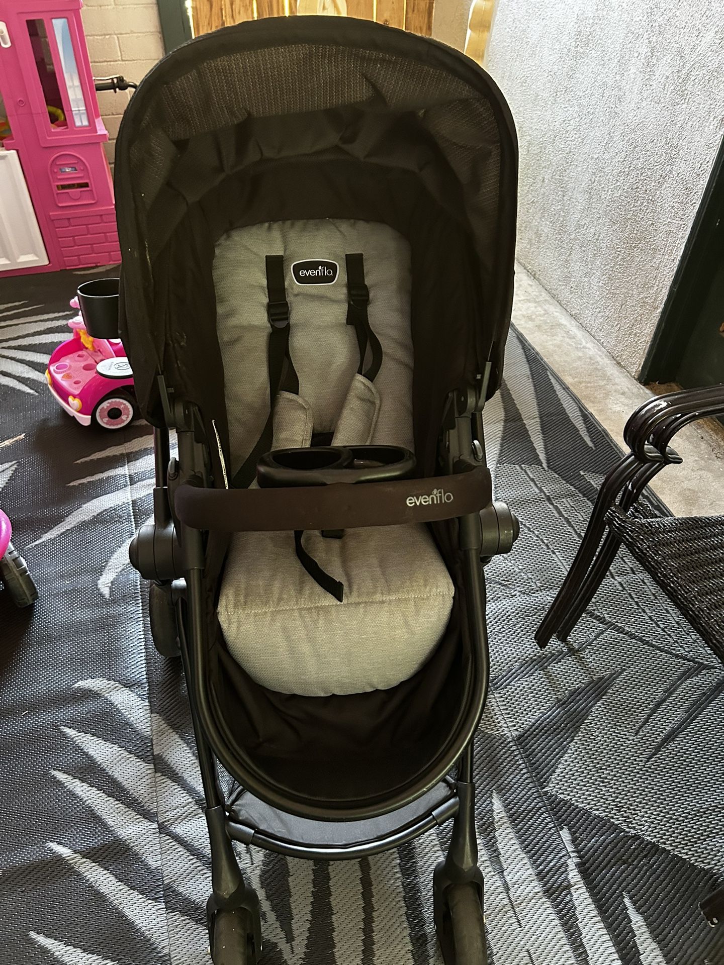 Even Flo Stroller