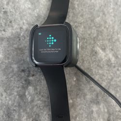 Fitbit Versa 2 Like New