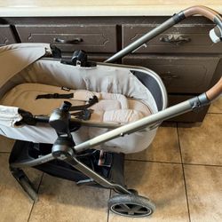 MaxiCosi Stroller With Bassinet 