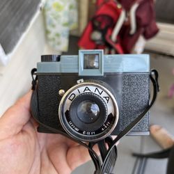 Lomography Diana 120 Camera