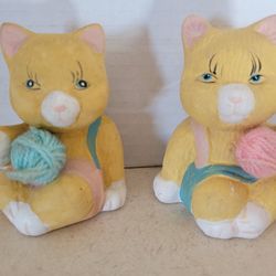 Set Of 2 Vintage Hand Painted Ceramic Orange Tabby Cat Figurines With Real Yarn