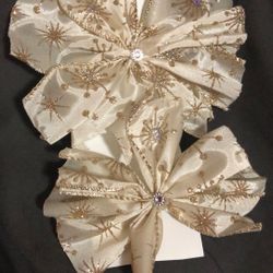 Bows The Pair $6 