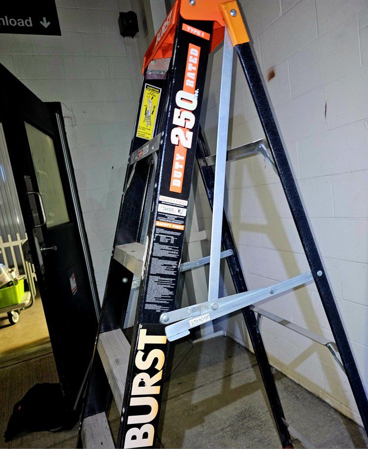 Little Giant • 6 Ft. Step Ladder • Microburst № 15706