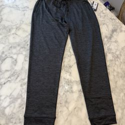  Vineyard Vines Joggers