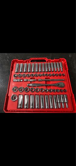 Milwaukee 3/8” Drive Socket Set SAE/Metric