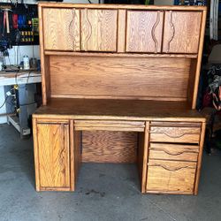 Office Desk With Hutch