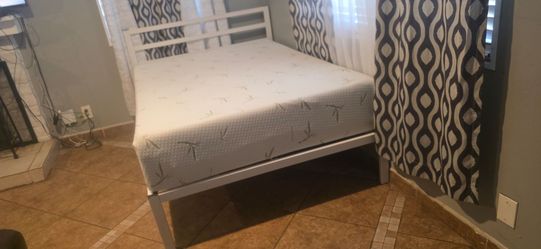 Full size bed with Memory foam matress super comfortable  metal bed frame