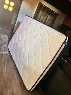 Full Size Mattress White Quilted