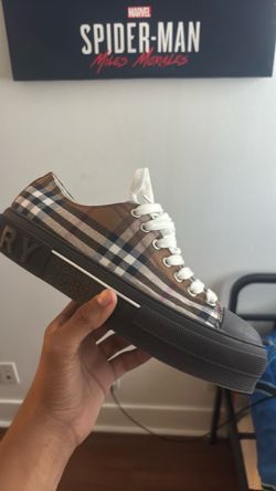 Burberry shoes