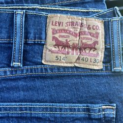 LEVI’S SIZE 40X30