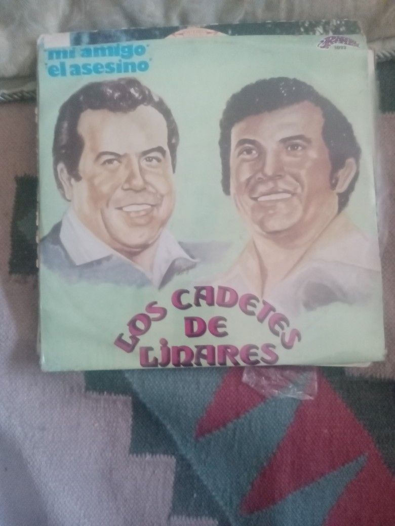 LOS CADETES DE LINARES VINYL LP for Sale in El Paso, TX - OfferUp