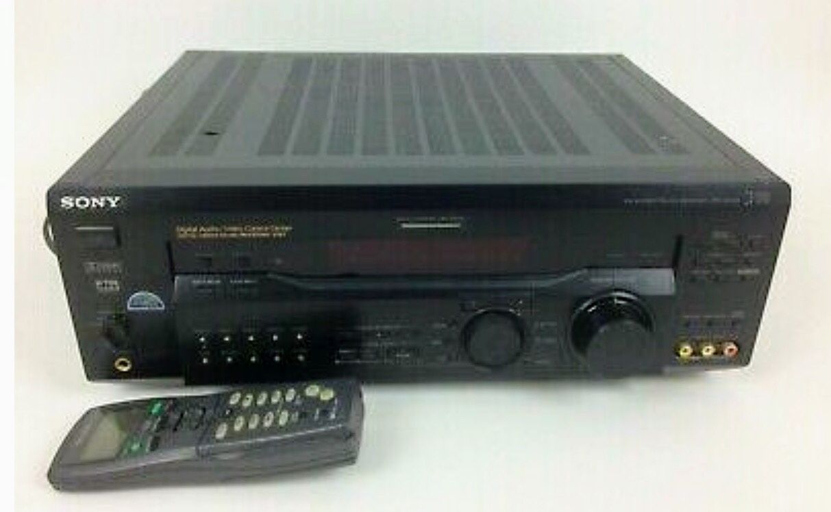 Sony STR-DE945 Surround Sound Receiver and Remote RM-LJ304 Tested Working