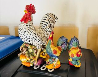 Rooster decor
