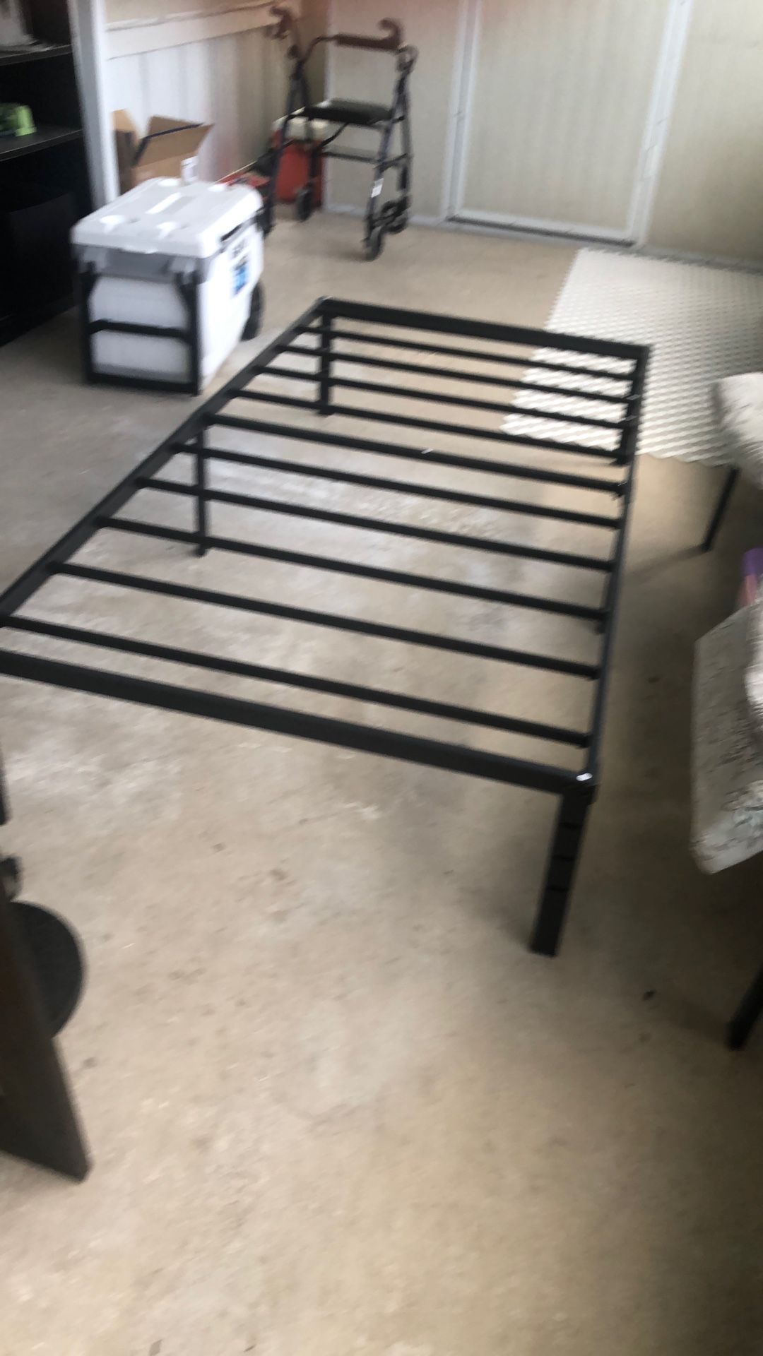 Twin 14 inch high bed frame metal