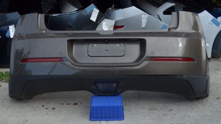 USED REF#B928 || 2011-2015 CHEVROLET VOLT || REAR BUMPER ASSEMBLY