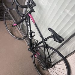 Trek Domane AL Road Bike 