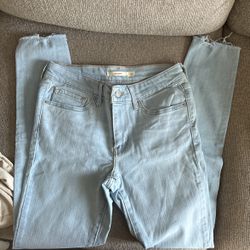 Women’s Levi’s Size 27