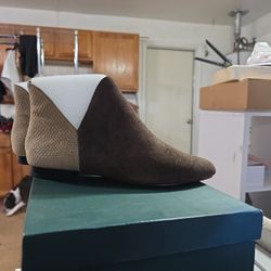 Womens Shoes