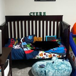 toddler bed 