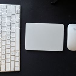 Apple Magic Keyboard - Trackpad - Mouse