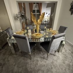 Dining Room Set 