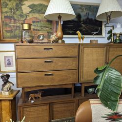 Mid Century Furniture 