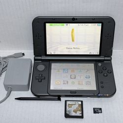Nintendo New 3DS XL 4GB Handheld Gaming System - Black Stylus + Pokemon HeartGold DS Authentic Tested Working 