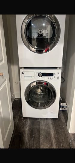 GE Stacked Washer & Dryer Set