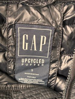 Water resistant jacket GAP size s