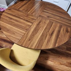 Small Dinning Table With 4 Chair