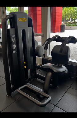 Technogym Abdominal Crunch Machine – Commercial Gym Equipment