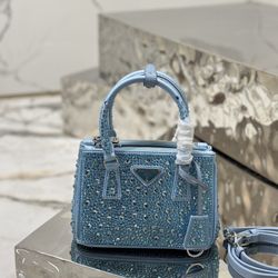 ππ«πππ shoulder bag