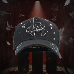 31 Hats Mago Universe New Without Box 