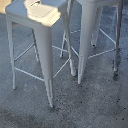 Bar Stools 
