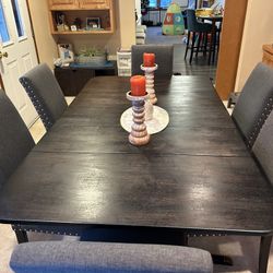 Solid Wood 6 Person Table And Chairs 